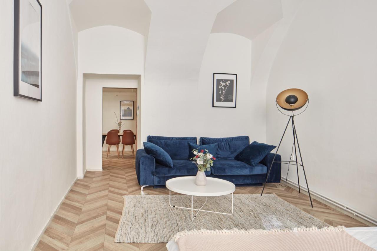 Cozy Flat In New Town By Prague Days Apartamento Exterior foto